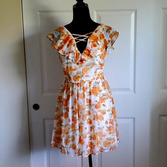 Charlotte Russe | Dresses | Charlotte Russe Summer Dress | Poshmark